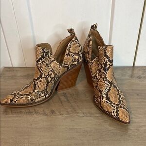 Steve Madden | Women's brown & cream Leather Python Print Ankle Boots - 10